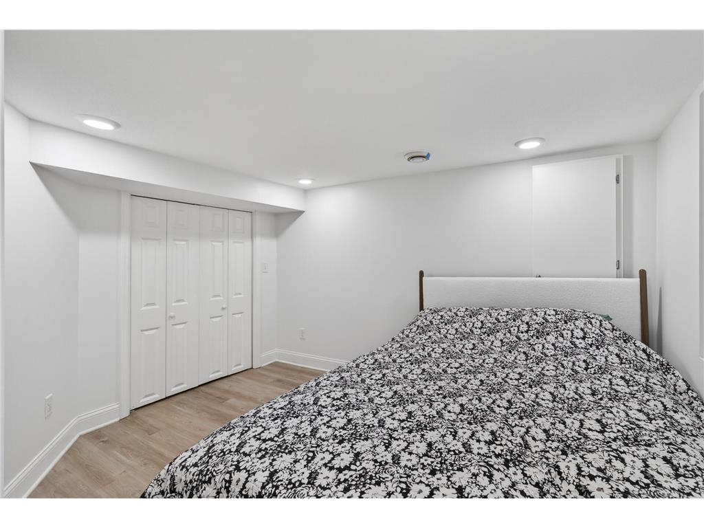 3509 3rd Avenue S Minneapolis MN 55408 7048143 image30