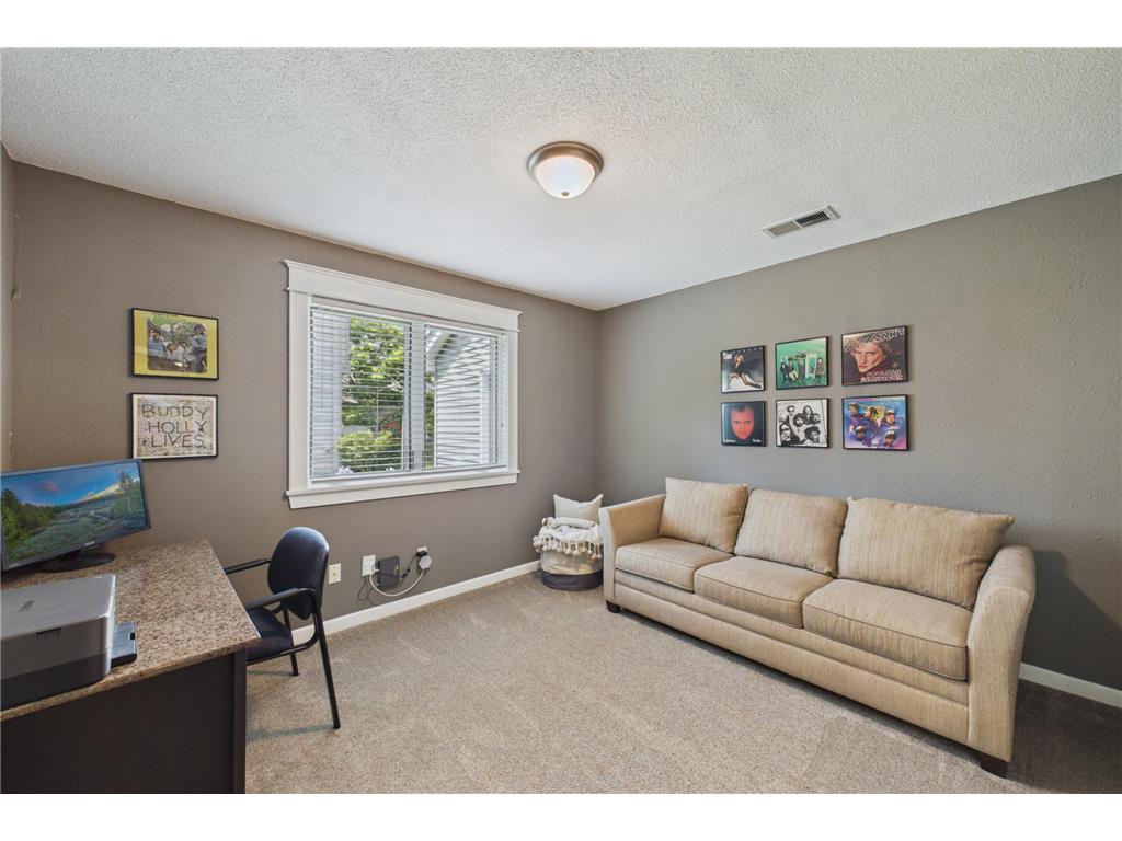 3509 92nd Avenue N Brooklyn Park MN 55443 7082095 image14