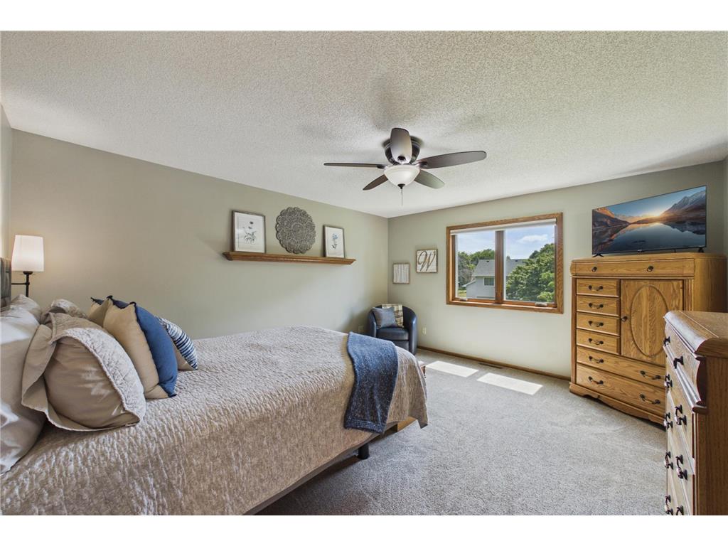 3509 92nd Avenue N Brooklyn Park MN 55443 7082095 image15