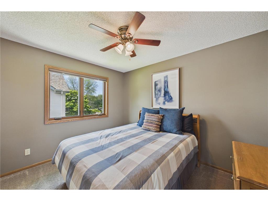 3509 92nd Avenue N Brooklyn Park MN 55443 7082095 image20