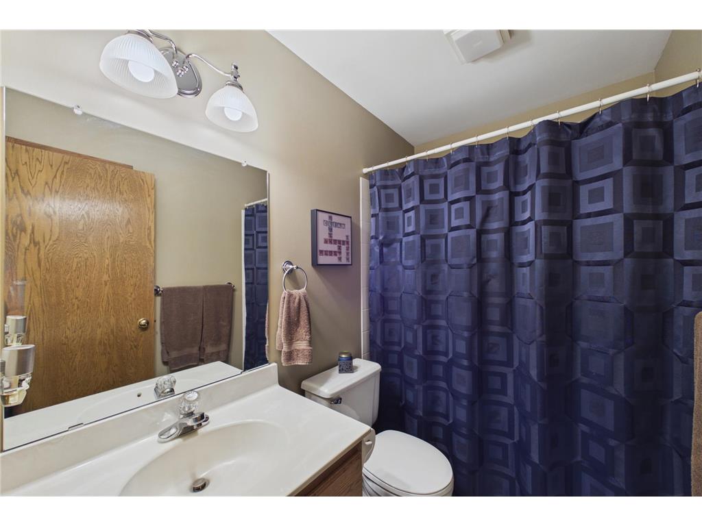 3509 92nd Avenue N Brooklyn Park MN 55443 7082095 image22
