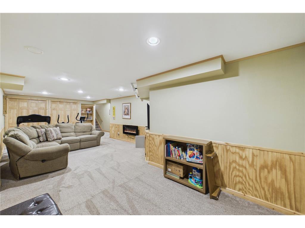 3509 92nd Avenue N Brooklyn Park MN 55443 7082095 image26