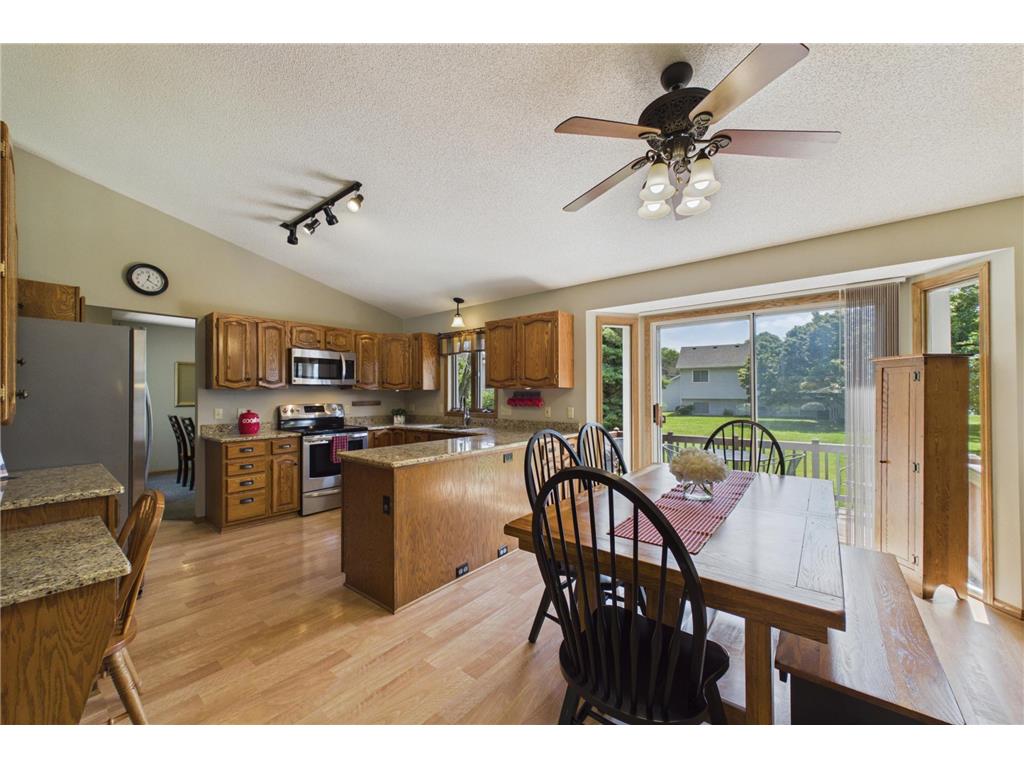 3509 92nd Avenue N Brooklyn Park MN 55443 7082095 image4