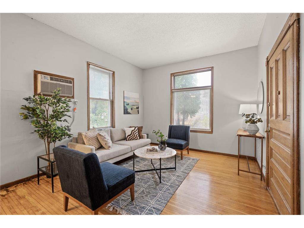 3509 Bryant Avenue S Minneapolis MN 55408 6735663 image1