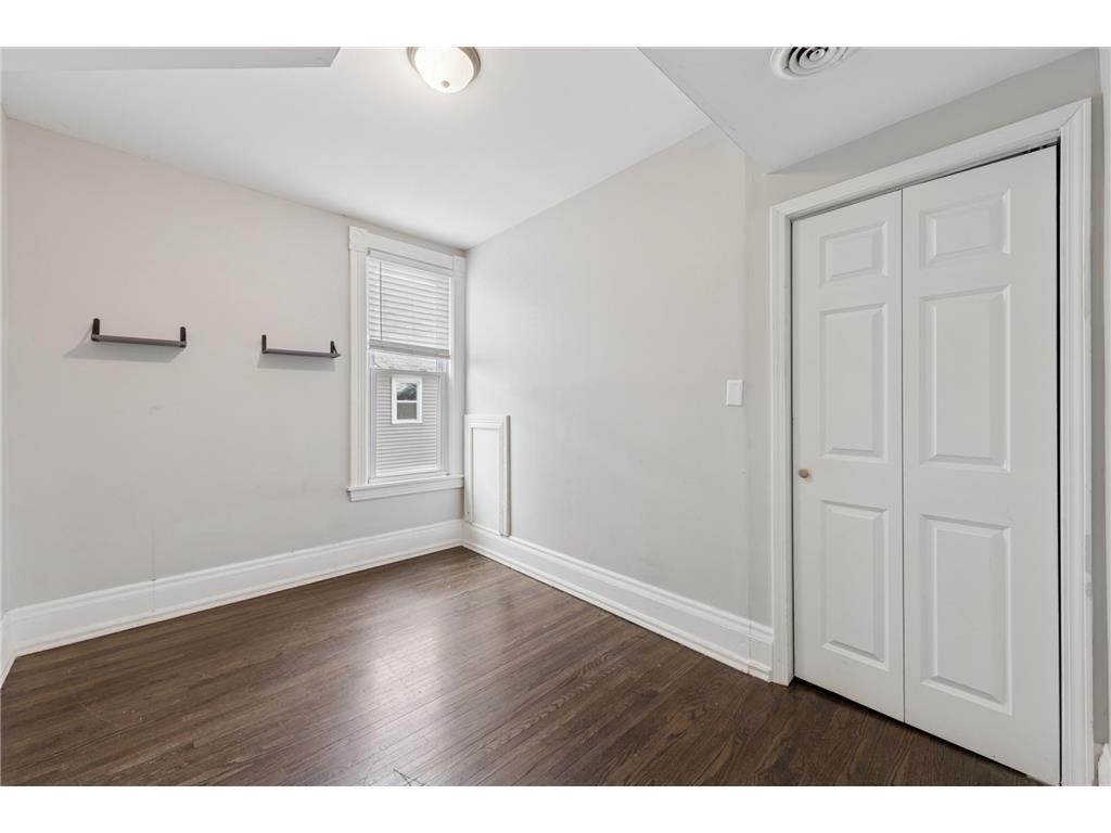 3509 Cedar Avenue S Minneapolis MN 55407 6817325 image25