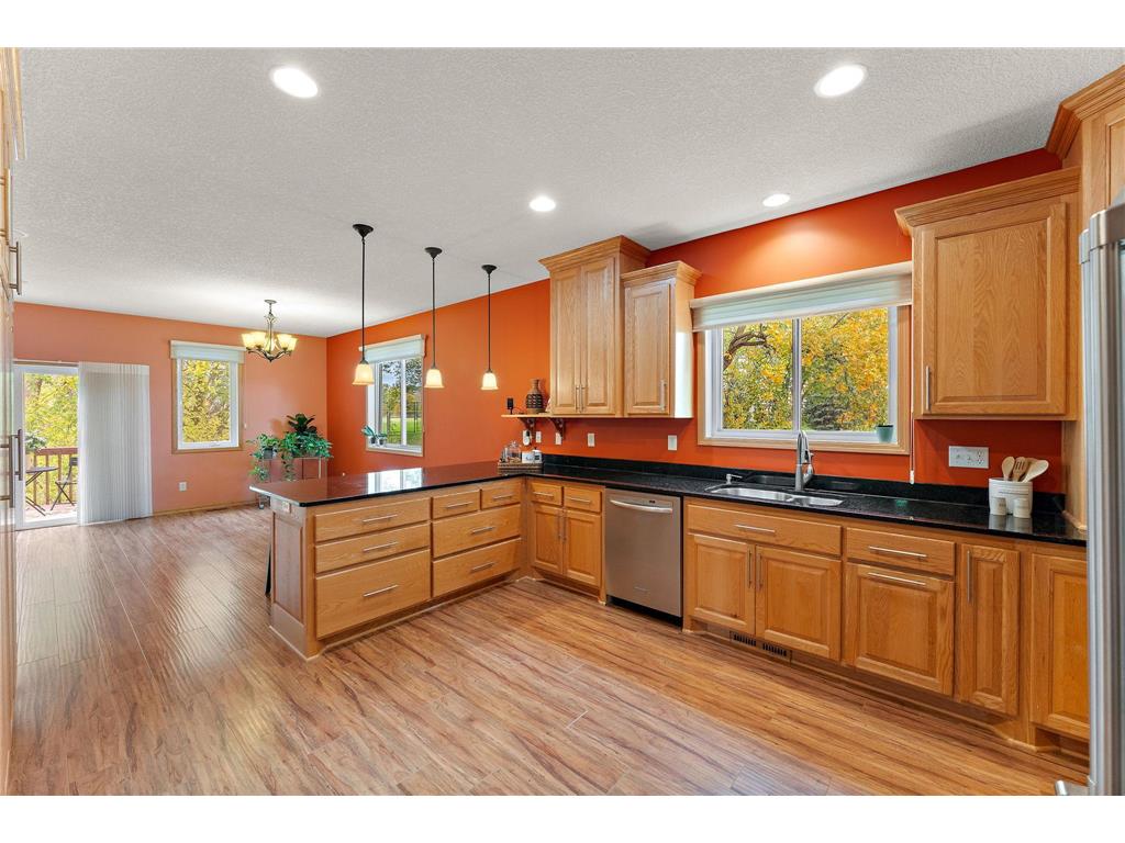 3509 Pilgrim Lane N Plymouth MN 55441 6810032 image1