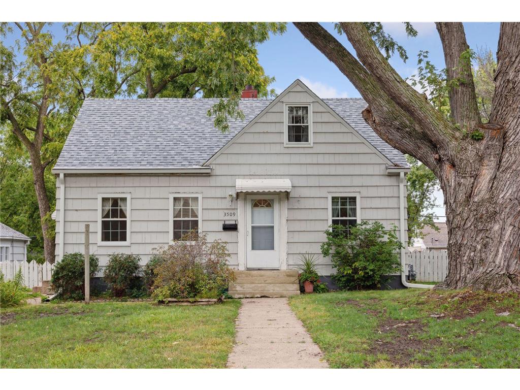 3509 Quail Avenue N Crystal MN 55422 6438644 image1