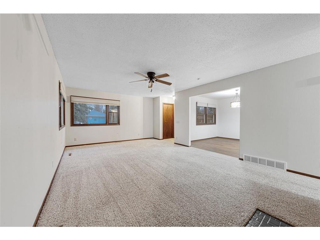 351 1st Avenue NE Wells MN 56097 6818587 image15