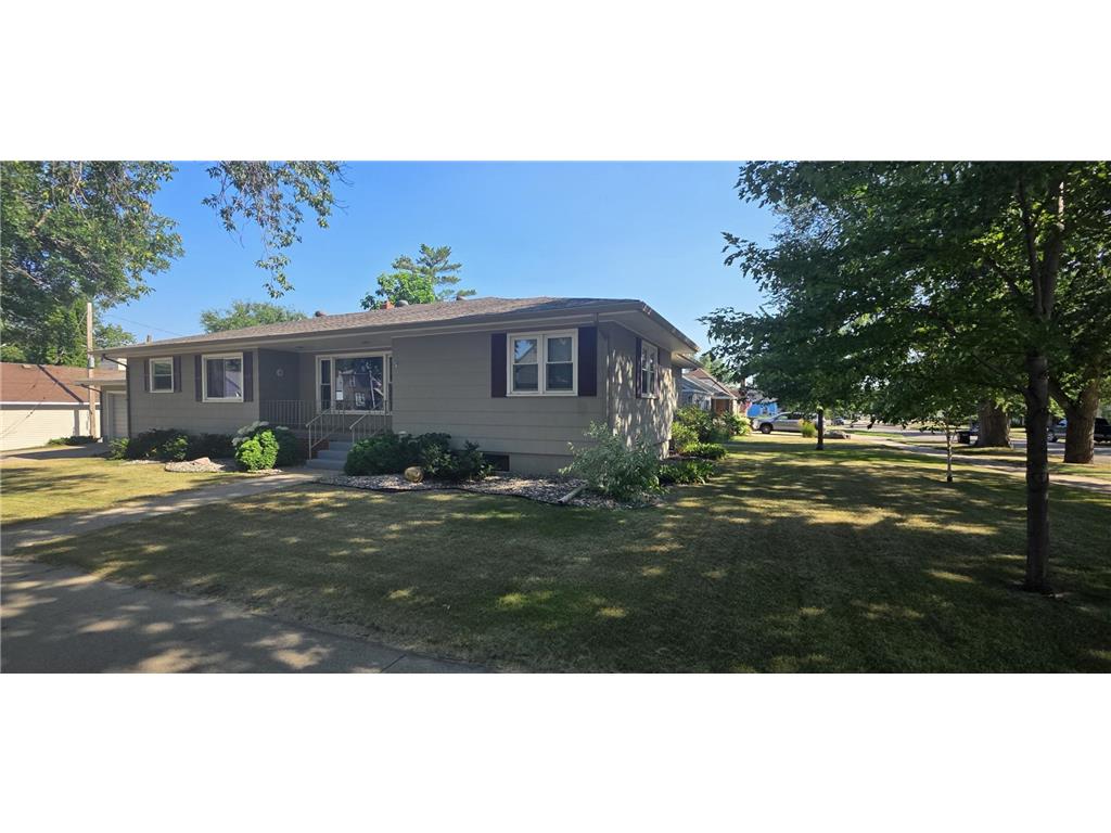 351 5th Street NW Valley City ND 58072 7111305 image2