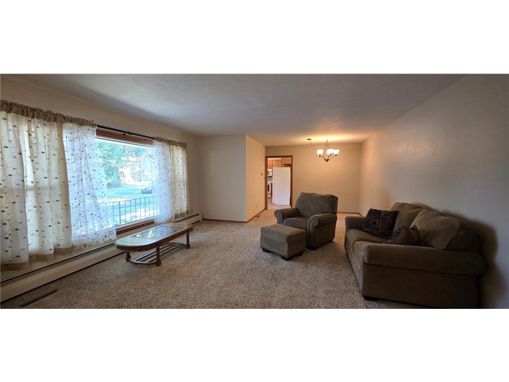 351 5th Street NW Valley City ND 58072 7111305 image3