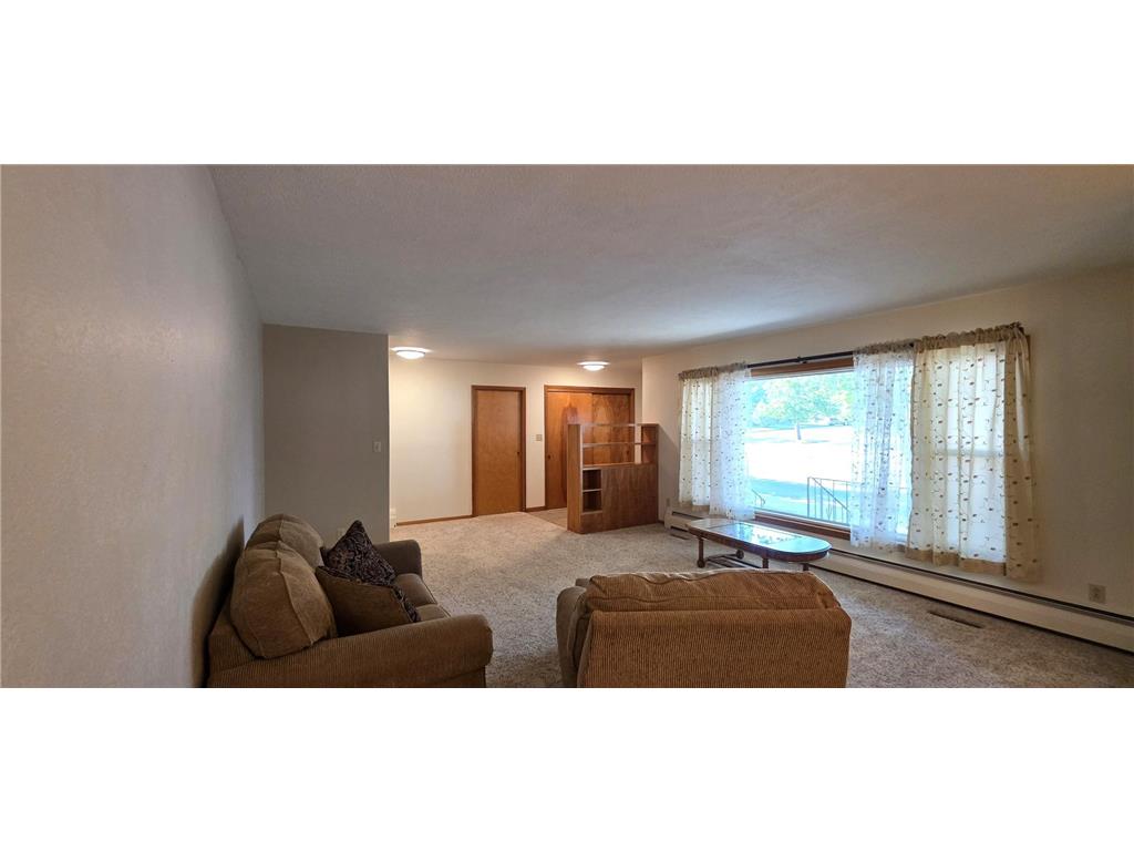 351 5th Street NW Valley City ND 58072 7111305 image4