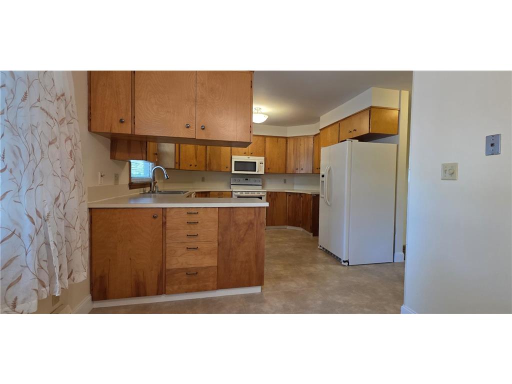 351 5th Street NW Valley City ND 58072 7111305 image8