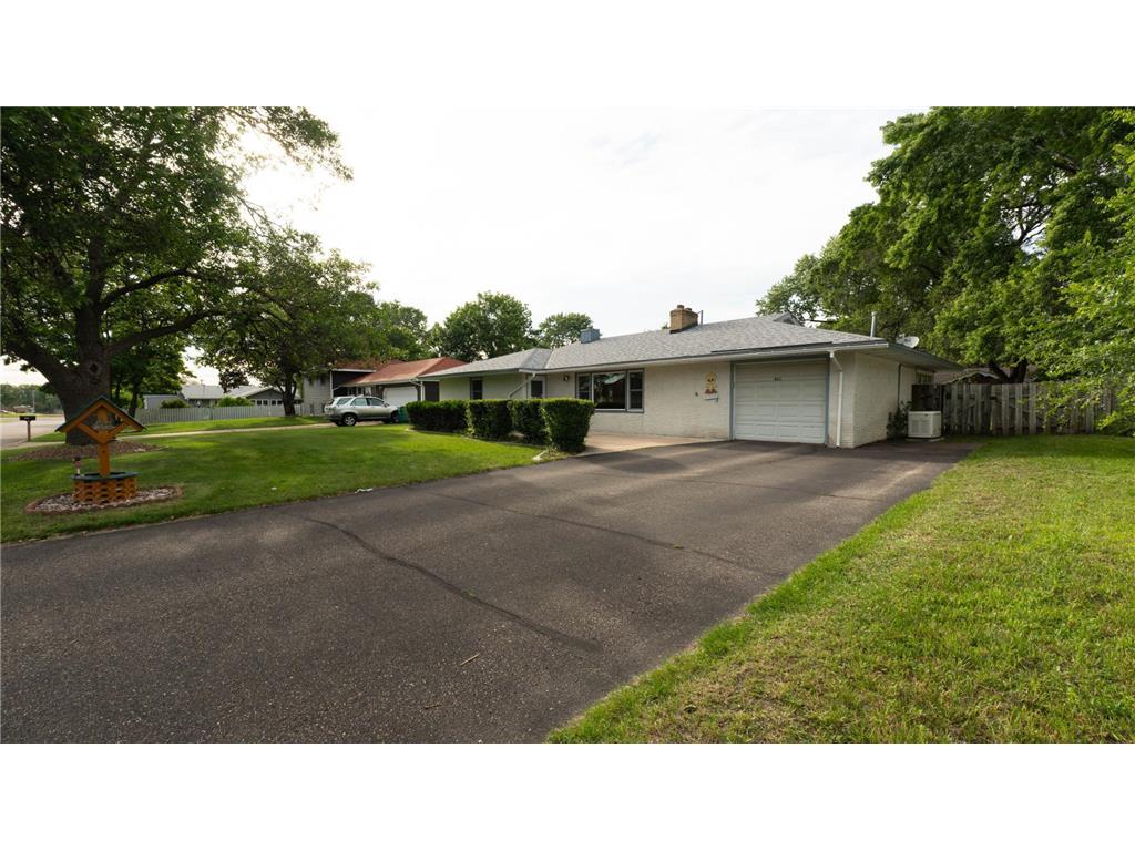 351 79th Avenue NE Spring Lake Park MN 55432 6563943 image1