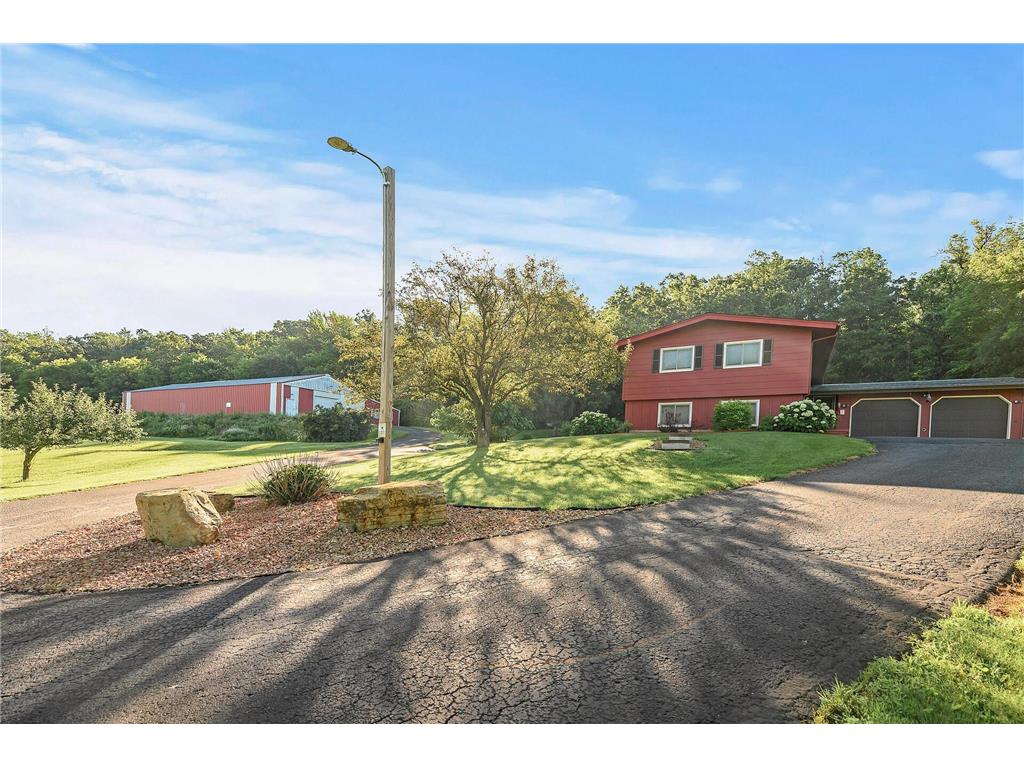 351 County Road SS River Falls WI 54022 6565076 image1