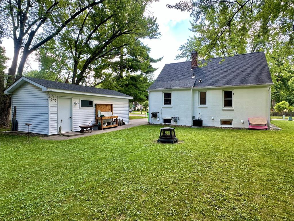 351 E Hughes Street New Richmond WI 54017 7108250 image35
