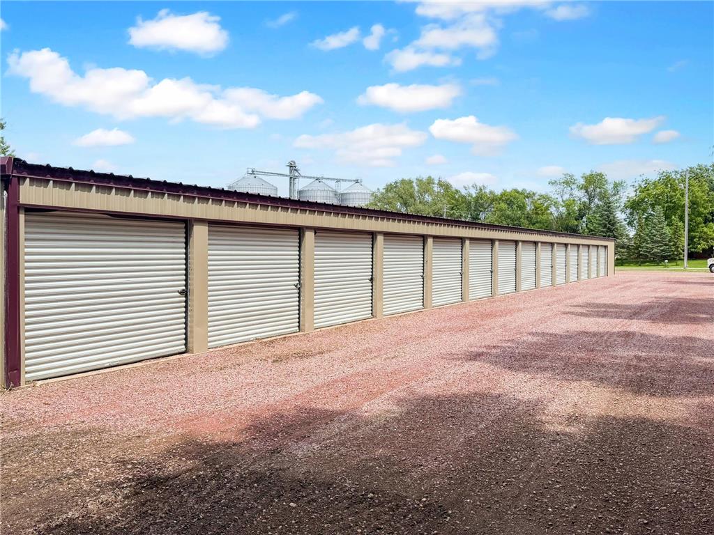 351 S 4th Street Tracy MN 56175 6736908 image2