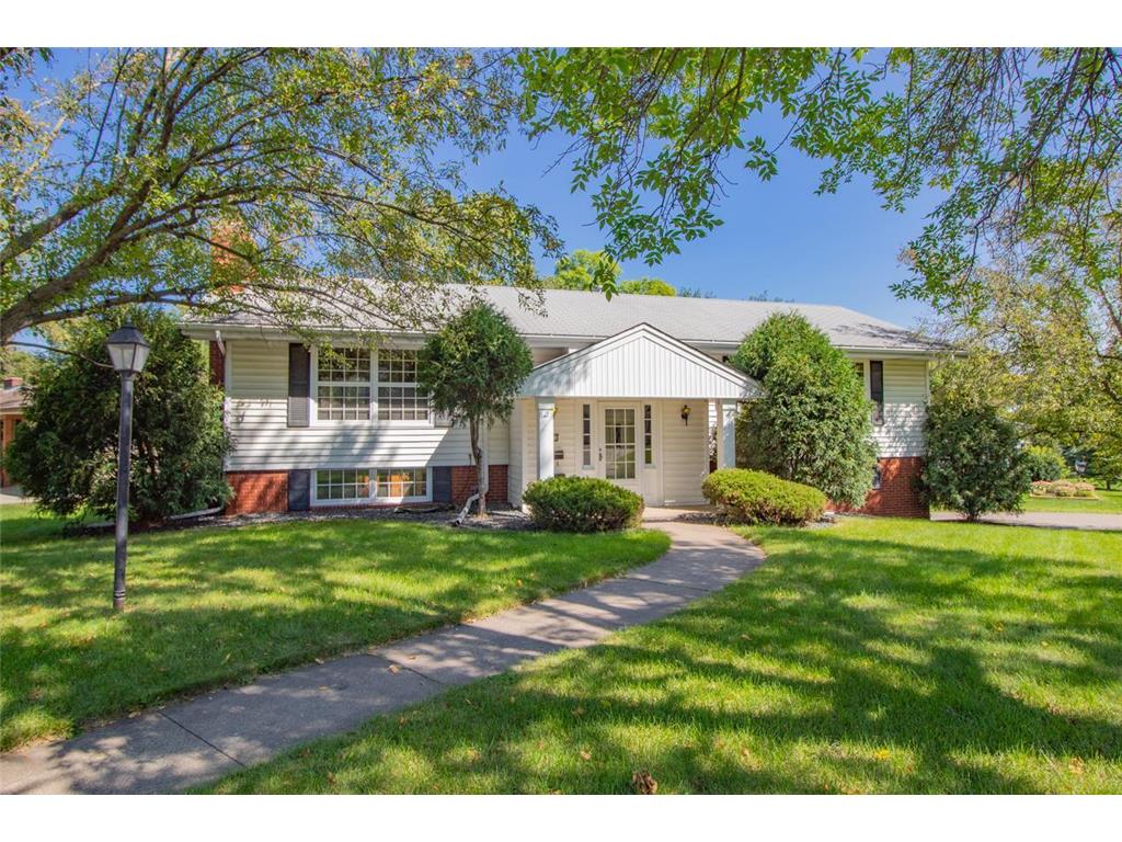 3511 Chelmsford Road NE, Saint Anthony, MN 55418 MLS 6258573 Edina