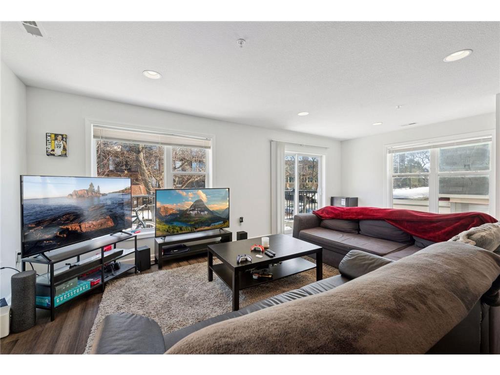 3512 Dupont Avenue S Minneapolis MN 55408 7017712 image10