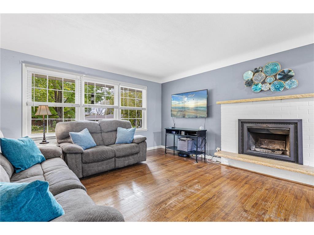 3512 Hilltop Street White Bear Lake MN 55110 6788471 image1