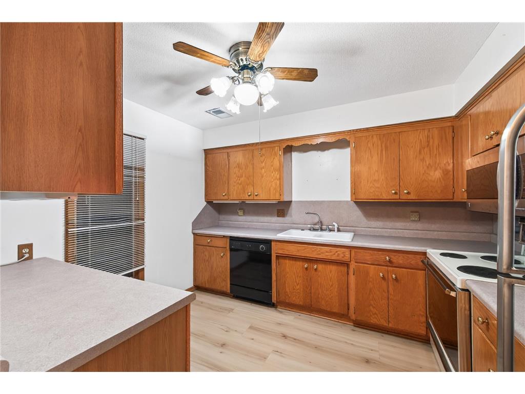 3513 37th Avenue NE Saint Anthony MN 55421 6814899 image10