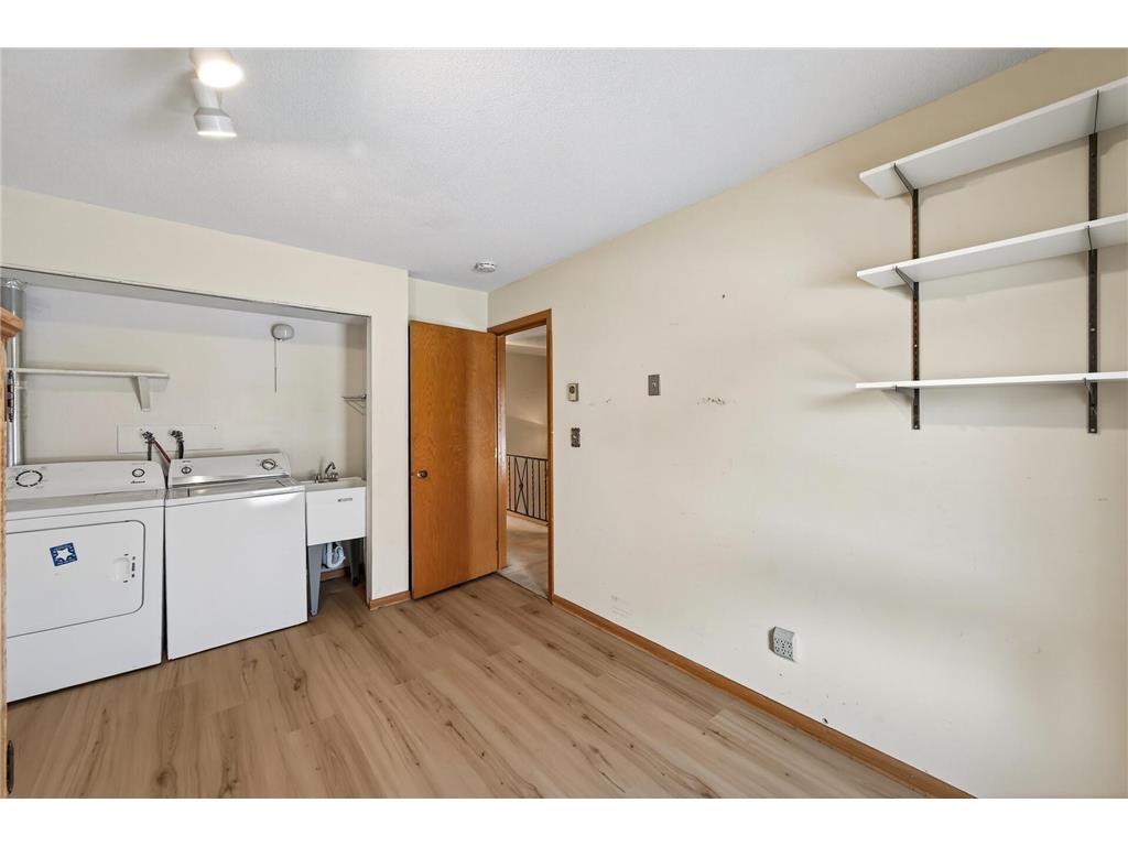 3513 37th Avenue NE Saint Anthony MN 55421 6814899 image25