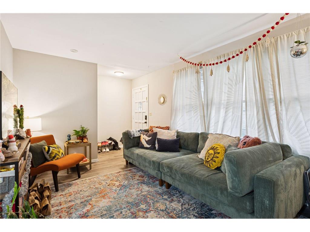 3513 Emerson Avenue S Minneapolis MN 55408 6823198 image7