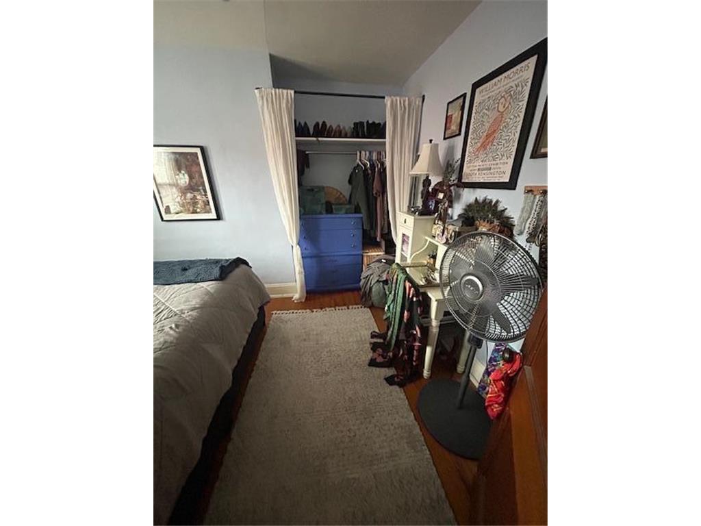 3513 Hennepin Avenue Minneapolis MN 55408 6634818 image12