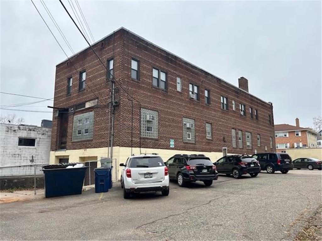 3513 Hennepin Avenue Minneapolis MN 55408 6634818 image18