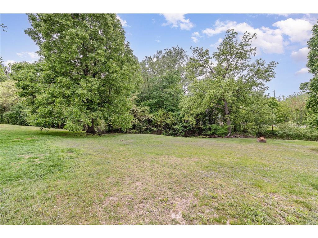3514 Douglas Drive N, Crystal, MN, 55422 | MLS: 6724227 | Edina Realty