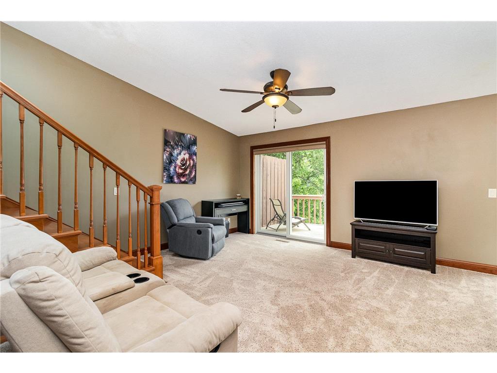 3514 Douglas Drive N, Crystal, MN, 55422 | MLS: 6724227 | Edina Realty