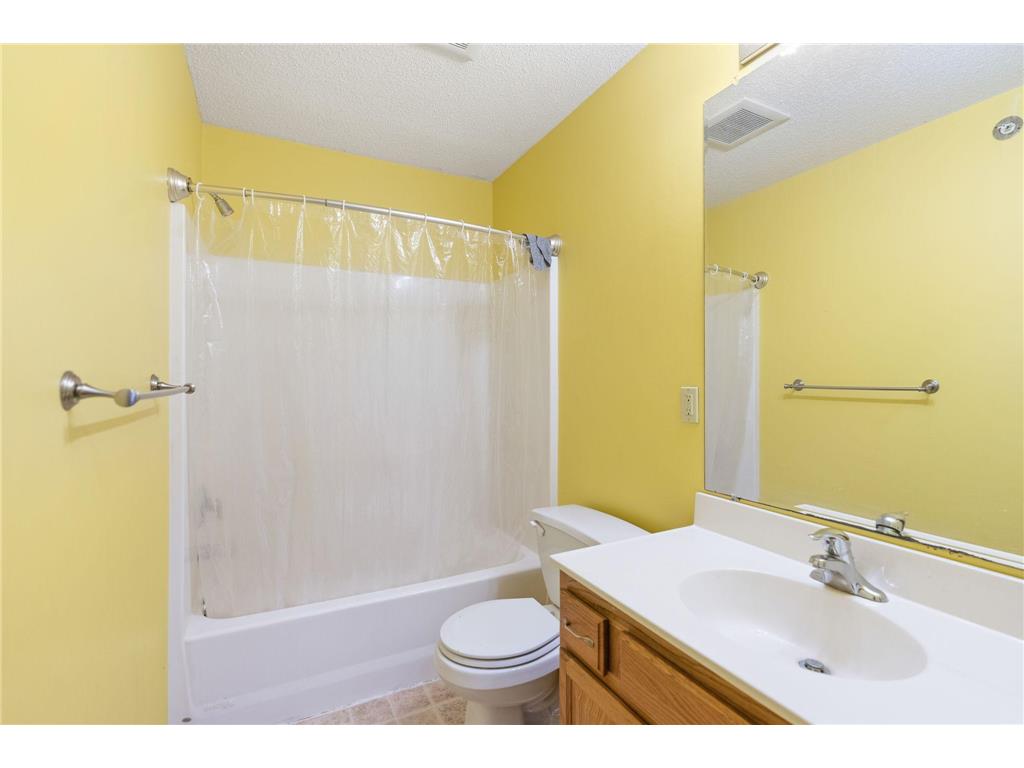 3514 Grand Avenue S Minneapolis MN 55408 7079275 image10