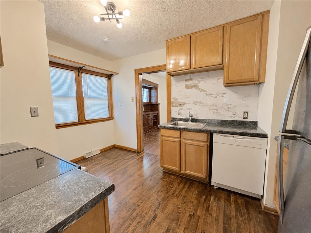 3515 Aldrich Avenue N Minneapolis MN 55412 7066355 image7
