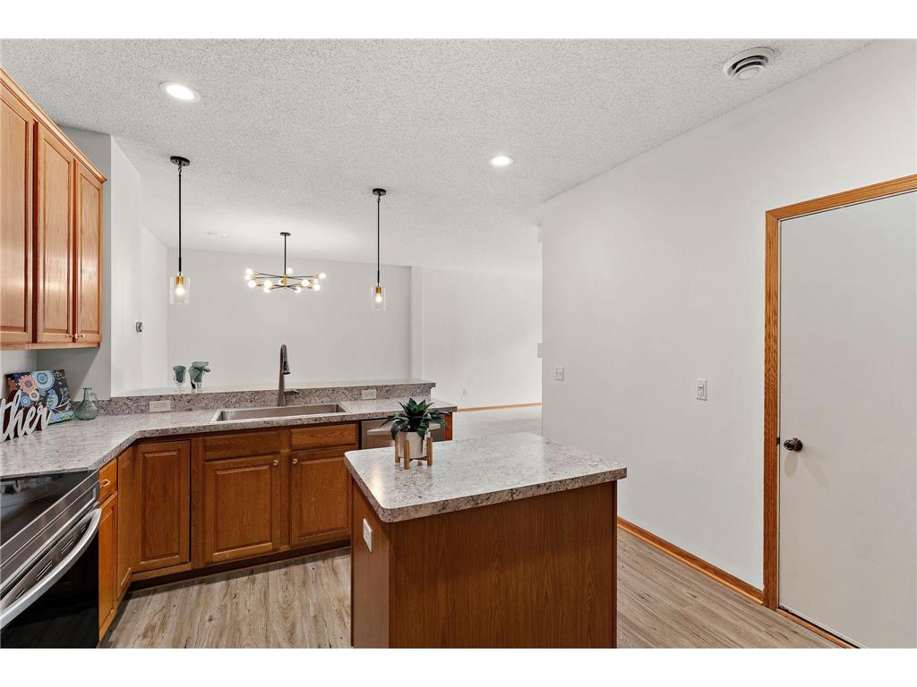 3515 Cherry Lane #G Woodbury MN 55129 7040349 image8