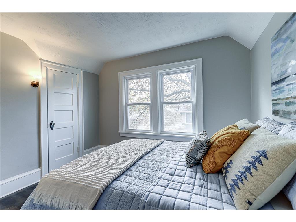 3515 Colfax Avenue N Minneapolis MN 55412 7065334 image31