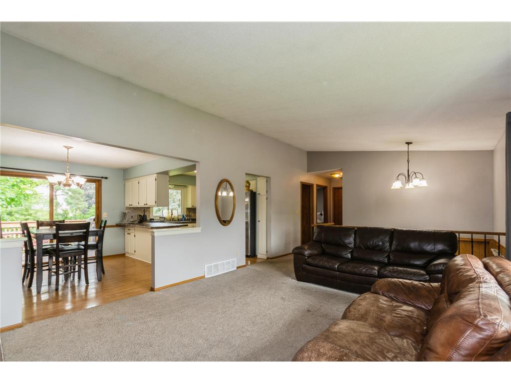 3516 78th Avenue N Brooklyn Park MN 55443 6770325 image4