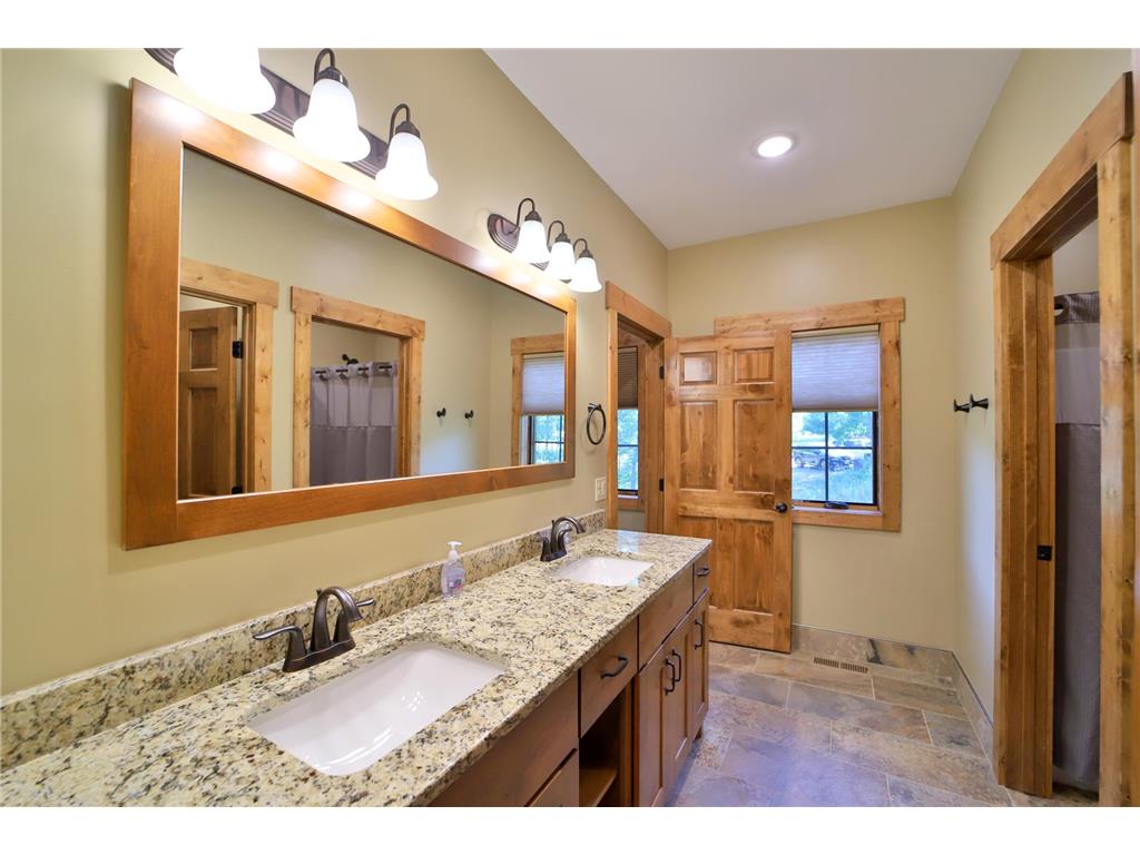 35165 Quiet Aly #5 Pequot Lakes MN 56472 - Clamshell 7068388 image32
