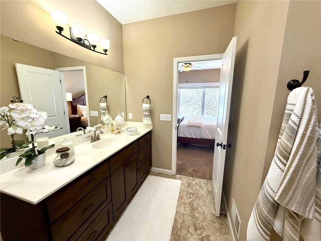 3517 Siems Court Arden Hills MN 55112 - Johanna 7003054 image25