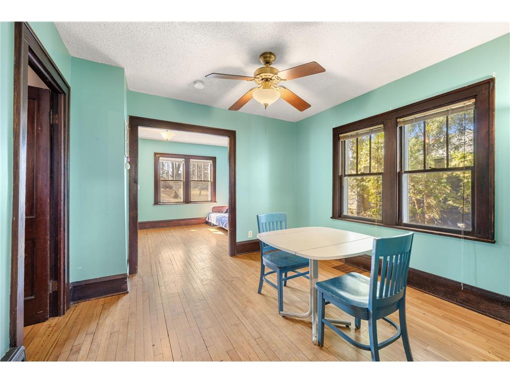 3518 E Minnehaha Parkway Minneapolis MN 55406 7033631 image15