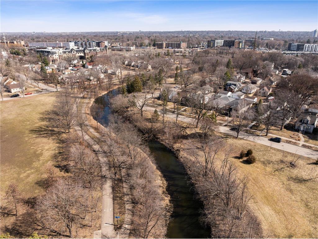 3518 E Minnehaha Parkway Minneapolis MN 55406 7033631 image32