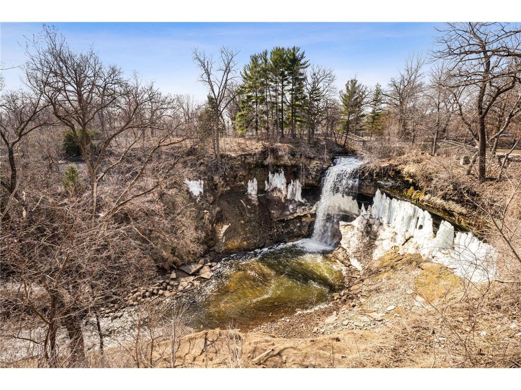 3518 E Minnehaha Parkway Minneapolis MN 55406 7033631 image38