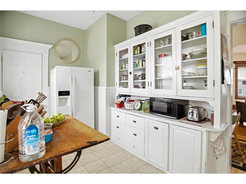 352 Bates Avenue Saint Paul MN 55106 7073764 image13