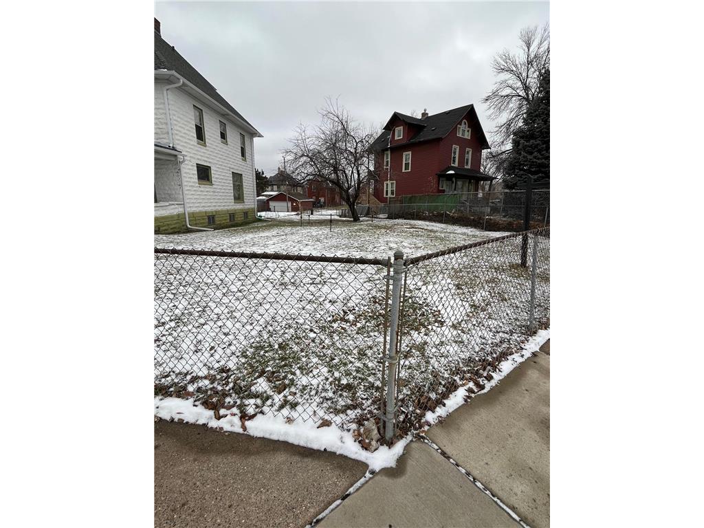 352 Como Avenue Saint Paul MN 55103 6475638 image5