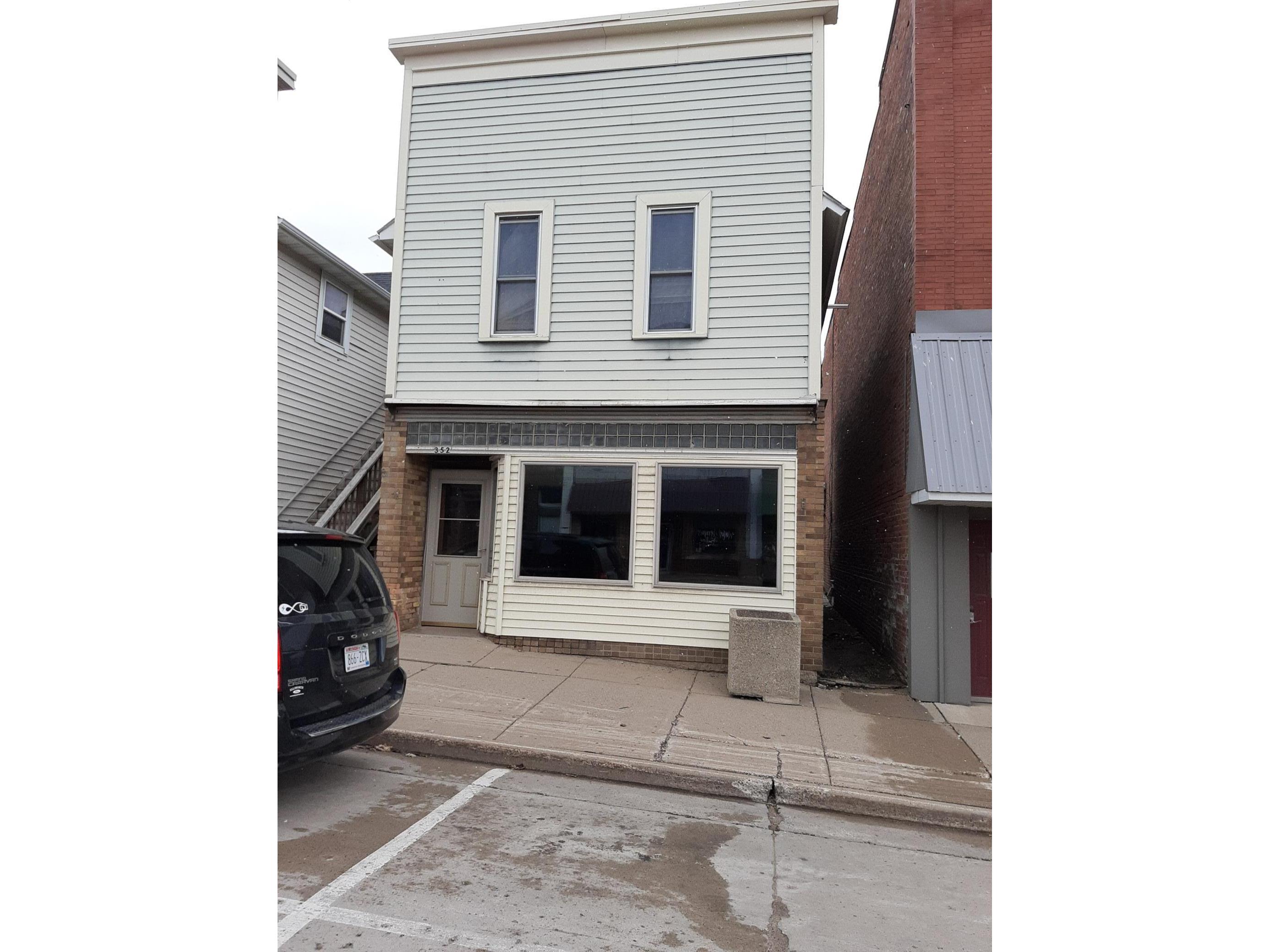 352 W Main Street, Ellsworth, WI, 54011 MLS 5742898 Edina Realty