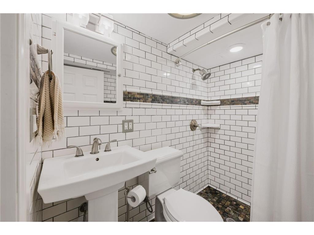 3520 Edgerton Street Vadnais Heights MN 55127 7099659 image21