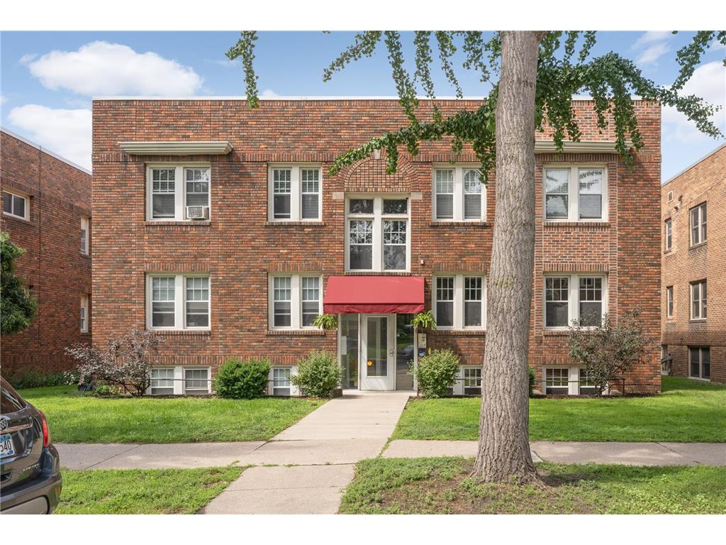 3520 Emerson Avenue S 103, Minneapolis, MN 55408 MLS 6235020