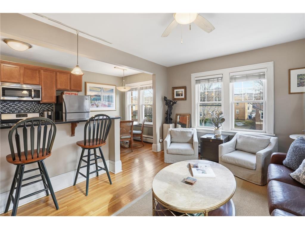 3520 Emerson Avenue S #202 Minneapolis MN 55408 7060838 image1