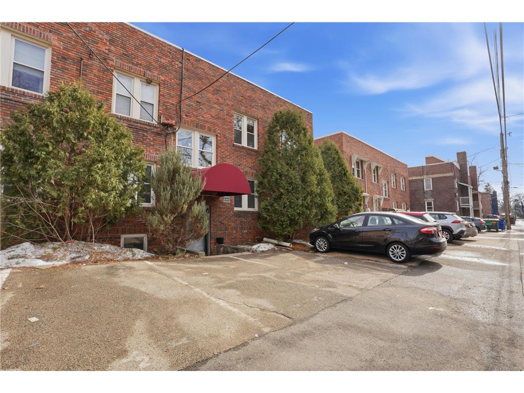 3520 Emerson Avenue S #202 Minneapolis MN 55408 7060838 image20