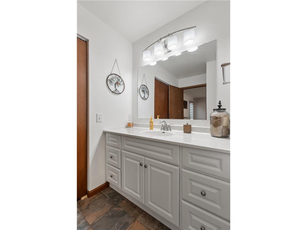 3520 Pilgrim Lane N Plymouth MN 55441 7066674 image17