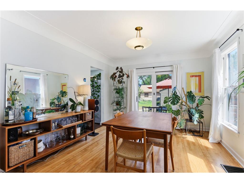 3521 10th Avenue S Minneapolis MN 55407 7083841 image1
