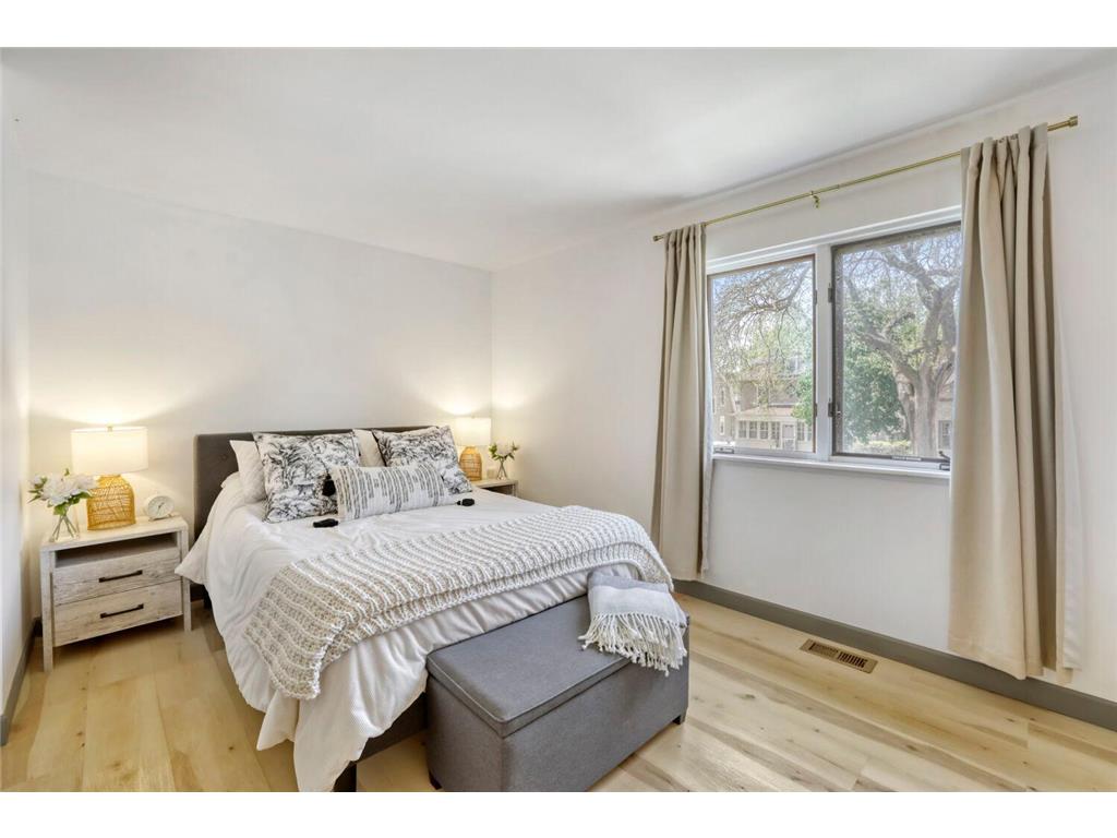 3521 Clinton Avenue Minneapolis MN 55408 7048960 image15